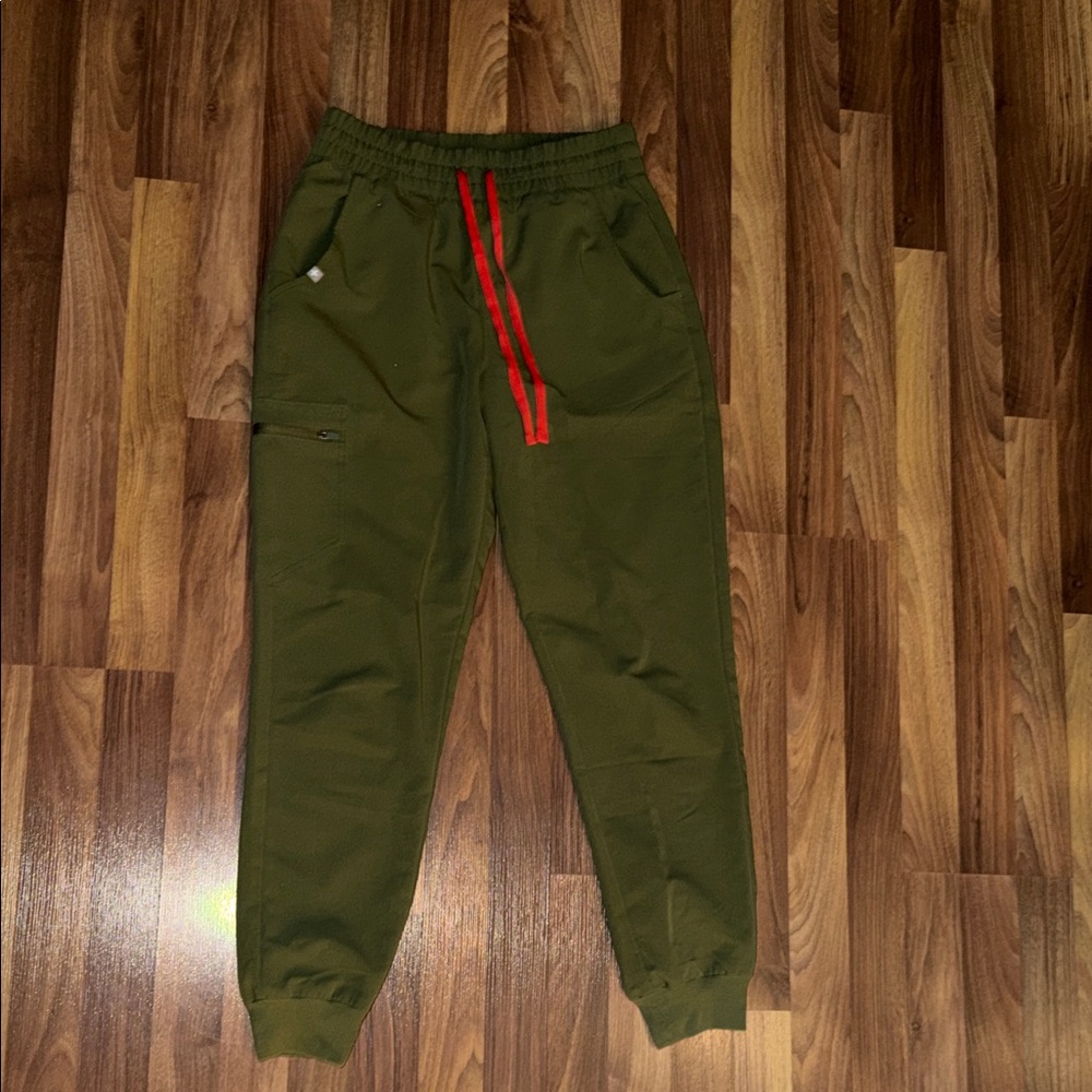 FIGS Olive Green Scrub Jogger with Pink Drawstring